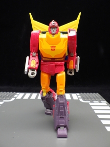 Transformers Studio Series 86-04 Voyager Autobot Hot Rod (34)