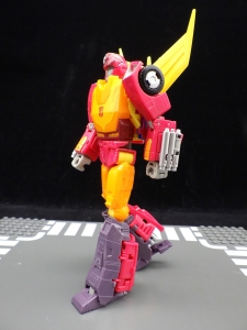 Transformers Studio Series 86-04 Voyager Autobot Hot Rod (35)
