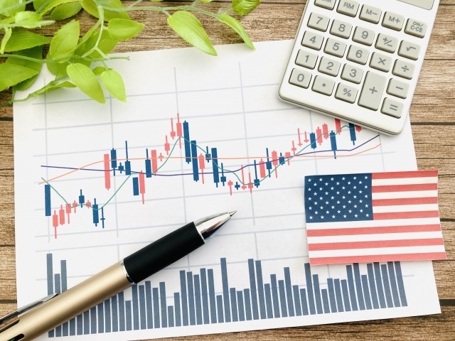 米国株式のチャートと電卓