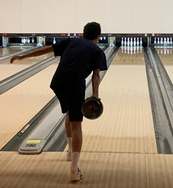bowling09112102.jpg