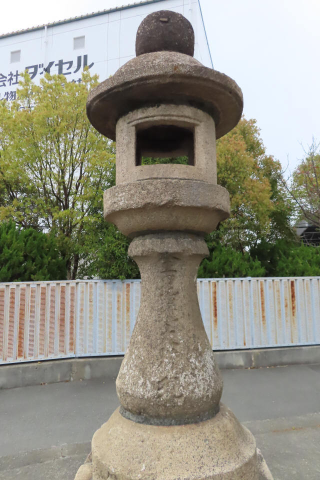 神崎金毘羅さんの石灯籠210330